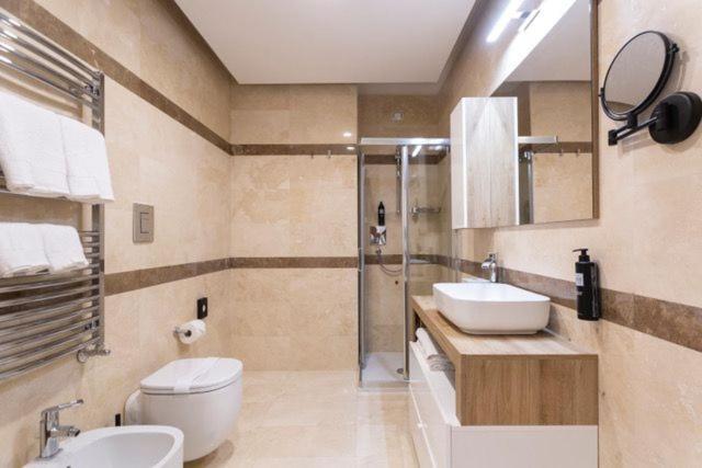 Casa Ilaria Aparthotel Napoli Bagian luar foto