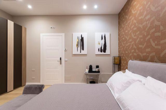 Casa Ilaria Aparthotel Napoli Bagian luar foto