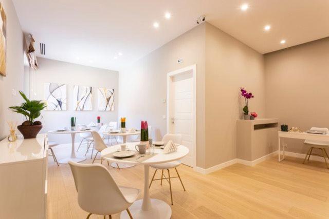 Casa Ilaria Aparthotel Napoli Bagian luar foto